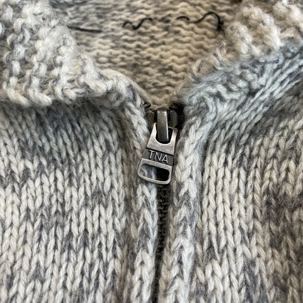 Women's TNA Aritzia Sea To Sky Lambs Wool Sweater Full Zip Cowichan Small - Picture 4 of 11